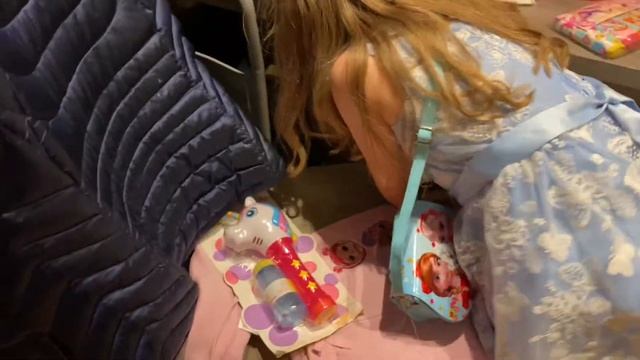 Дашины подарки! 6 лет, что подарили? смотреть онлайн