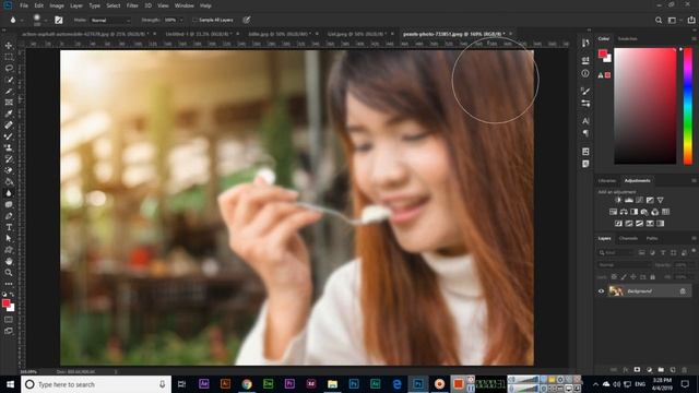 Blur Tool - Adobe Photoshop CC 2019 смотреть онлайн