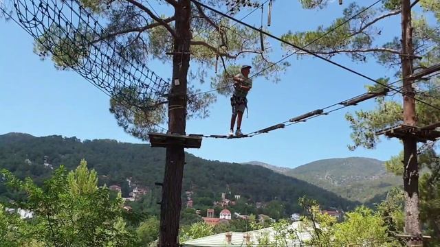 КИПР влог: горы Троодос и верёвочный парк "СПАРТИ" смотреть онлайн