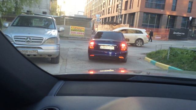 Лада Приора Персей на рельсах смотреть онлайн