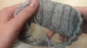 Шапка спицами резинка 2х2 на круговых спицах