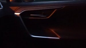 Toyota Rav 4 2020, обзор подсветки салона, освещение фар в ночное время