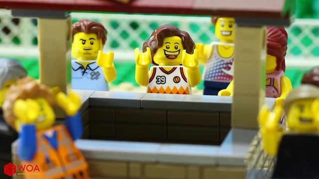 ESCAPE FROM PRISON SEWER | Lego City Prison Break | LEGO Land смотреть онлайн