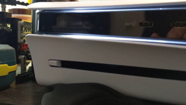 PS5 Slim drive noise playing Dune 4k BluRay. смотреть онлайн