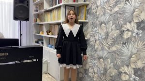 «Наша Россия» 
 Слова Анна Гончарова
Музыка Алеся Кирпа исполняет
Марлянд А