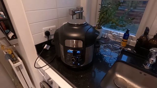 Ninja Foodi Max Multi-Cooker (7.5L) - Hands-on Demo смотреть онлайн