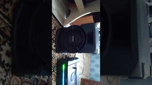 Sony Shake X10D Реально звук очень громкий!))) смотреть онлайн