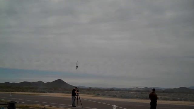 Tim Jones - T-Rex 700 Nitro - at SVF Fun Fly Sat Feb 27th 2010.MP4 смотреть онлайн