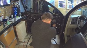 замена стеклоподъёмника на водительской двери ауди а6 2004 года.видео на лимон