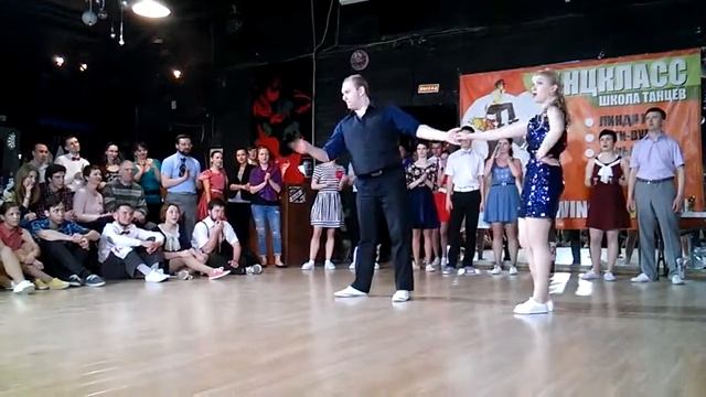 Открытый кубок Танцкласса 2015. Финал B-class FAST (2): Андрианов Евгений - Никитина Инна смотреть онлайн