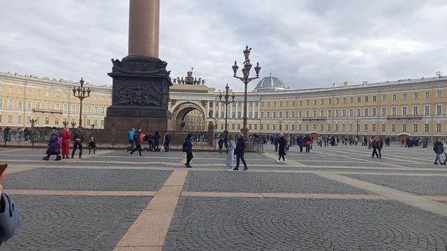 Александровская колонна, нереальная история. Экскурсия Лидии Соловьевой смотреть онлайн