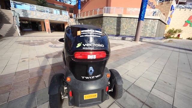 Мини электромобиль Renault Twizy, Mini автомомбиль для города