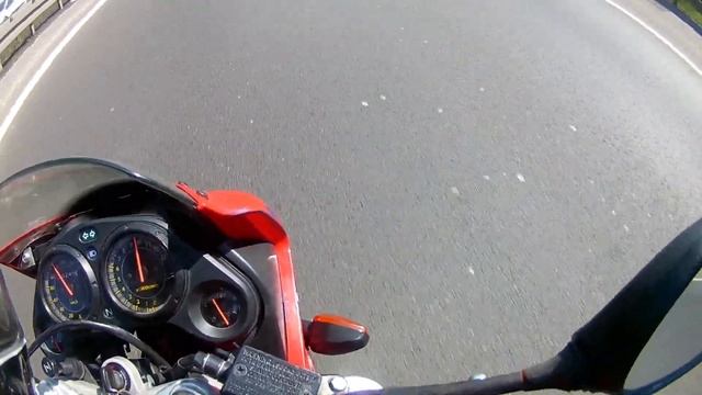 TOP SPEED HONDA CBR 125R 2005 смотреть онлайн