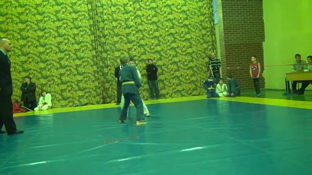 Наухацкий W - Клепальский L .Турнир по дзюдо 'IPPON на призы деда Мороза'. 21.12.2013. смотреть онлайн