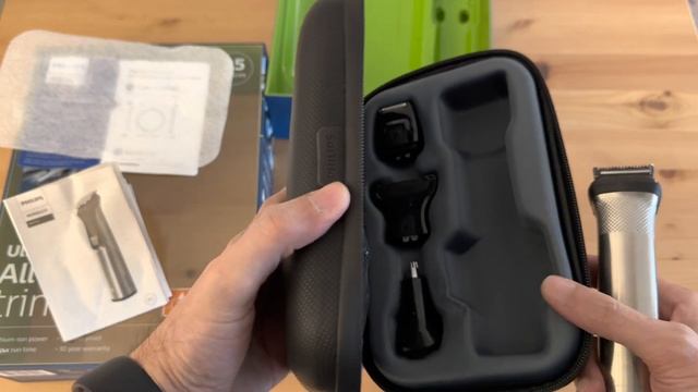 Phillips Norelco Multigroom series 9000 mg 7770/49 смотреть онлайн