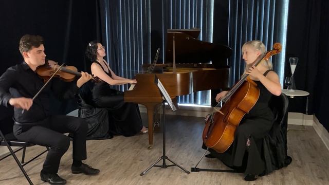 Piano Violin Cello = Can't Help Falling In Love