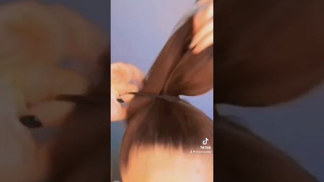 Лёгкая причёска на длинные волосы #hairstyle #hair #beauty #aesthetic #shorts #trending #эстетика смотреть онлайн