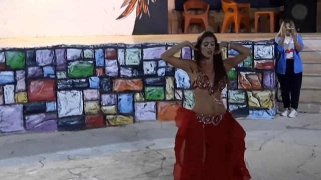 Sharming Inn 4*, Танец живота