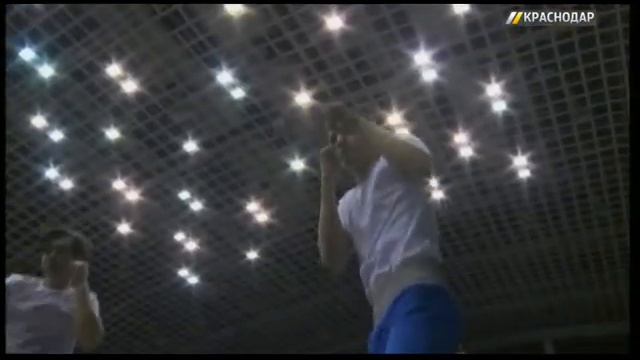 Дмитрий Пирог провел общую тренировку для краснодарских боксеров смотреть онлайн