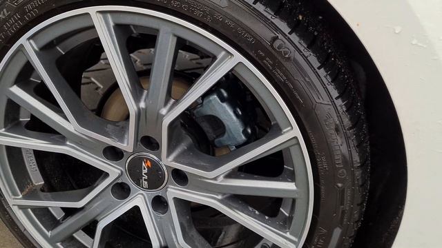 Seat Leon 5F ST FR nowe koło Avus AF18 / zacisk Foliatec Silver Marina Bay смотреть онлайн