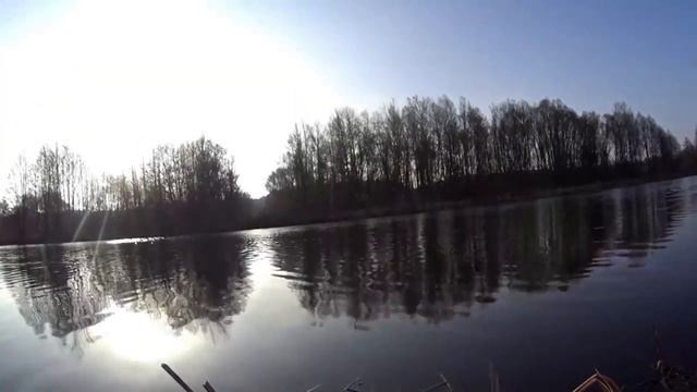 Весна рыбалка на новом месте Река проснулась рыба клюйт смотреть онлайн