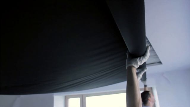 Черно-белый тканевый натяжной потолок смотреть онлайн