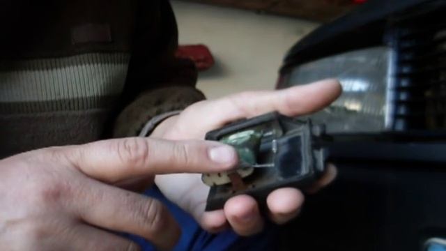 Как сделать регулятор скорости печки Ауди 80. смотреть онлайн