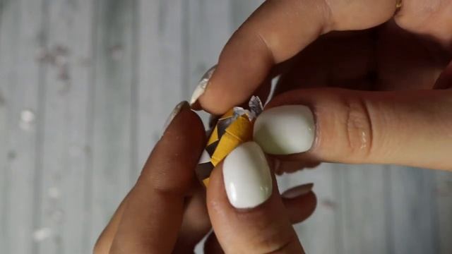 DIY СОБИРАЕМ ПИКАЧУ с Покеболом из бумаги ПАПЕРКРАФТ | Katrin//Kate смотреть онлайн