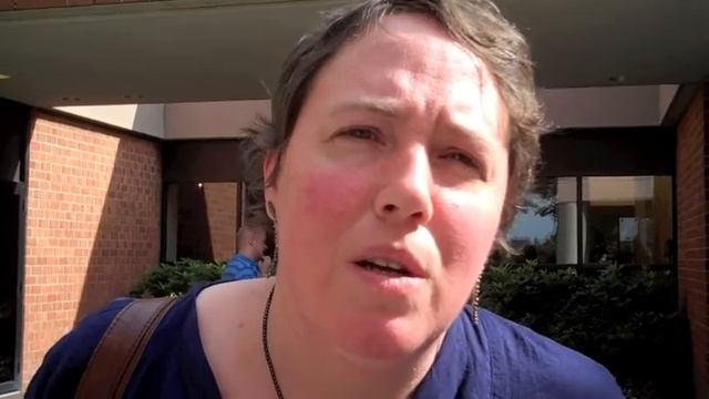Kelly Link interviewed at ReaderCon 2011 смотреть онлайн