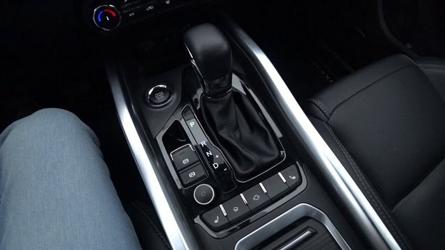 Китайский кроссовер Chery Tiggo 4. Тест-драйв смотреть онлайн