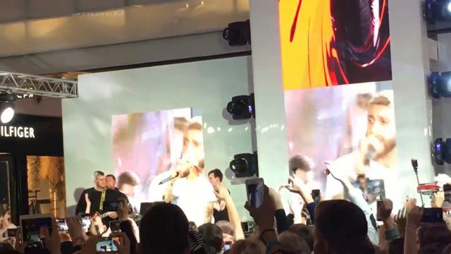 L'one в тц Метрополис "GQ" смотреть онлайн