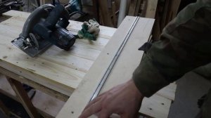 Как ровно пилить дисковой пилой? Направляющая для циркулярки своими руками из подручных материалов.