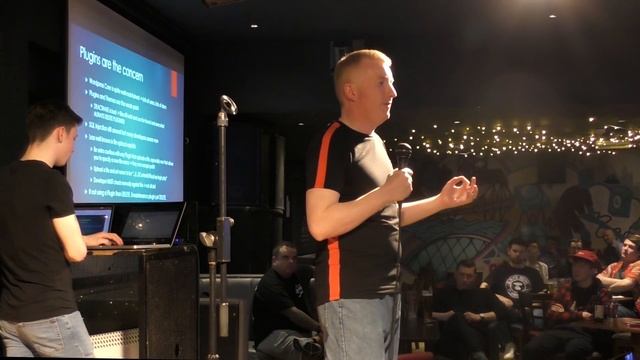 Richard Norman Talking about Hacking at Glasgow SEO Meetup, How to Protect your websites смотреть онлайн
