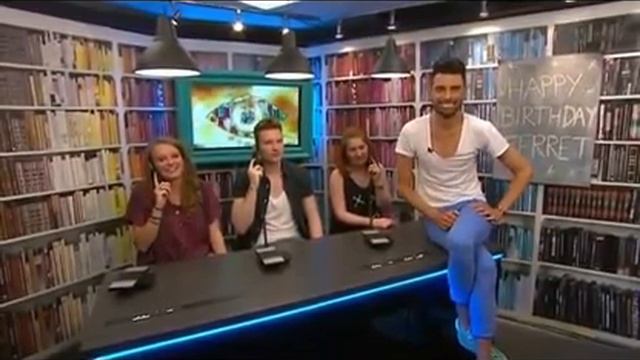 Josie Gibson call in to BBbots 28th July 2013 смотреть онлайн