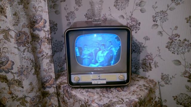 Телевизор "Радий-А", 1962 г.в., СССР, TV "Radium-A", 1962, the USSR смотреть онлайн