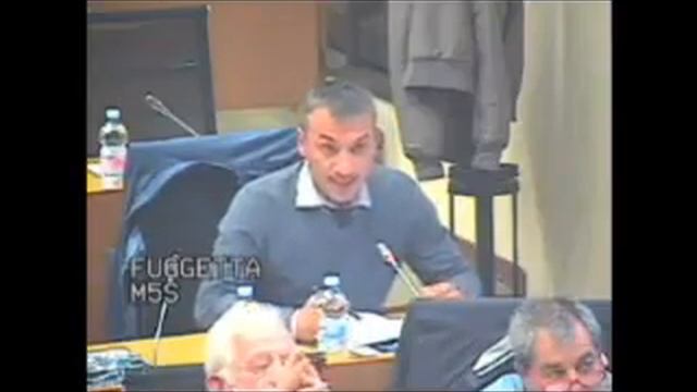 "L'affare Sangalli" ovvero "Meno male che c'è il Movimento 5 Stelle a Monza смотреть онлайн