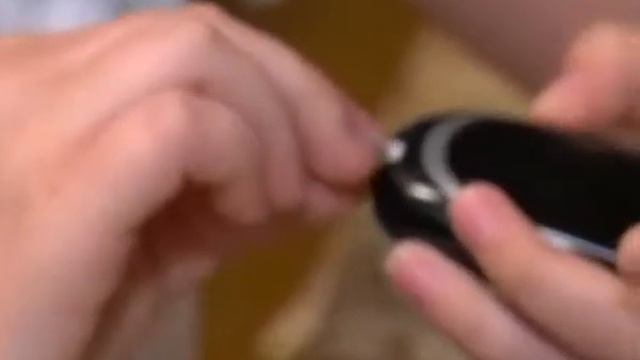 Гумштаб Ахметова помогает 12 летней девочке с сахарным диабетом смотреть онлайн