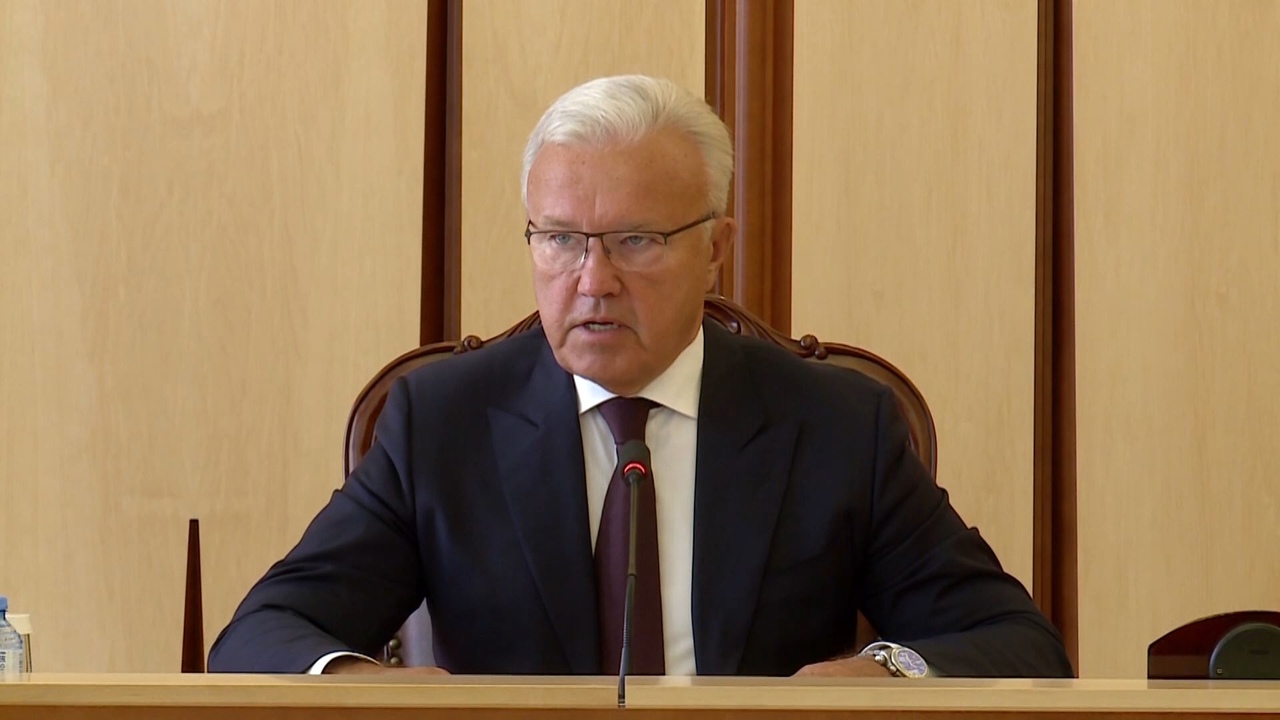 Мнение экспертов про возможную отставку губернатора Красноярского края Александра Усса смотреть онлайн