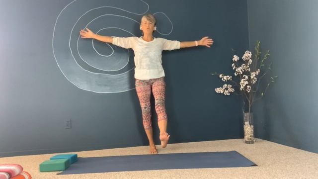 Yoga is You! Alignment & Flow: Feeling into Groovy - 90 mins смотреть онлайн