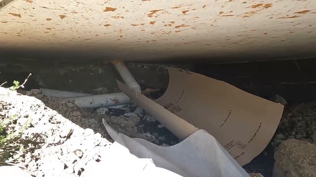 MEGA MANSION has a MEGA RAT PROBLEM...SCRATCHING IN THE CEILING!! [solved] смотреть онлайн