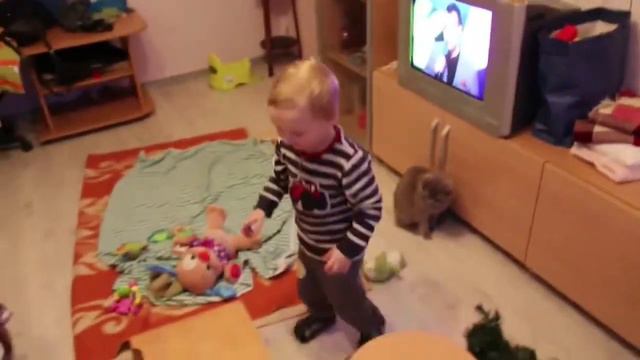 ЛЬЕТСЯ С НЕБА БЛАГОДАТЬ _ BBOY VADIK(NAKED GUN CLAN) #царьгрядет #вадимцалпан смотреть онлайн