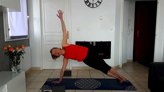 Йога утром для кишечника | Йога для начинающих | Утренняя йога | йога от запора смотреть онлайн