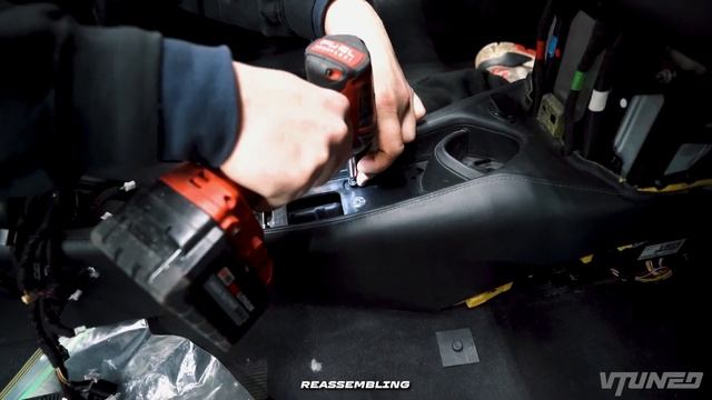 Destroyed McLaren build In 12 MINUTES!!!! смотреть онлайн