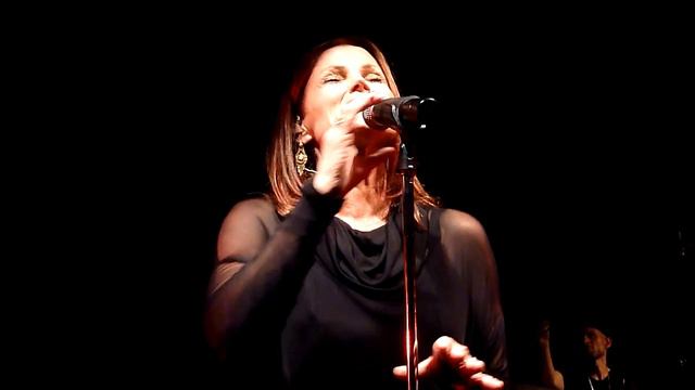 Belinda Carlisle - Valentine - Live in Melbourne - Doncaster Shoppingtown - 23 Nov 2013 смотреть онлайн
