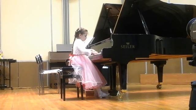 Lera Bazykina 8yo, Лера Базыкина 8 лет, Классный вечер 26.05.15 смотреть онлайн