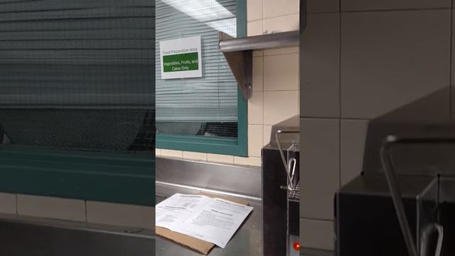 Defective toaster смотреть онлайн