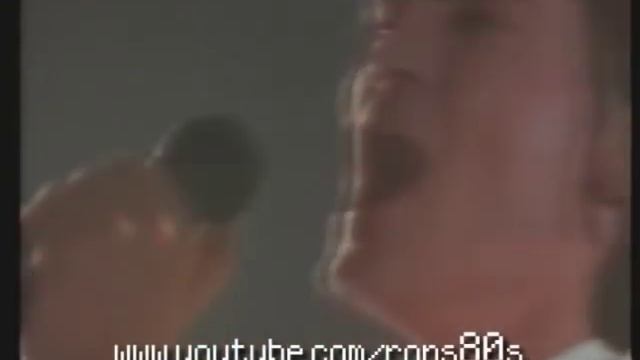 Feargal Sharkey - A Good Heart (Full Music Video) смотреть онлайн