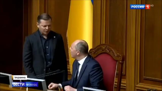 СТОРОННИКИ ПОРОШЕНКО БЕГУТ ИЗ СТРАНЫ ИЛИ К ЗЕЛЕНСКОМ! смотреть онлайн
