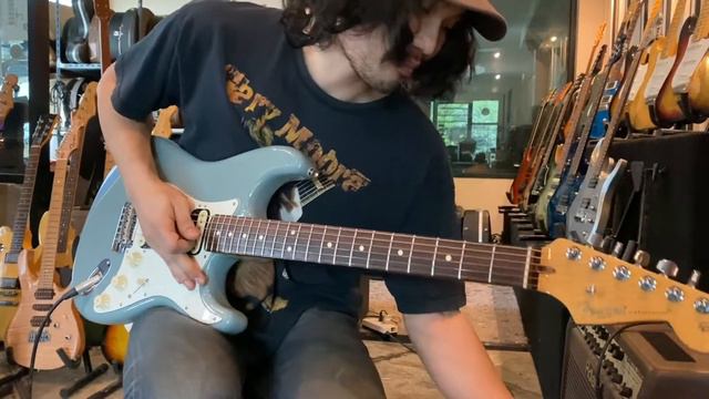 Fender American Professional HH Shawbucker 2017 Sonic Grey смотреть онлайн