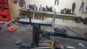 Устройство на домкрат для облегчения установки и снятия коробки передач Соболь/Газель